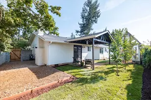 1874 S Cedarcrest Dr, Salem, OR 97306 - Photo 36