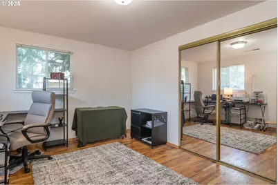 881 NE Newton Creek Dr, Roseburg, OR 97470 - Photo 30