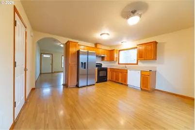 10538 SE Holgate Blvd, Portland, OR 97266 - Photo 4