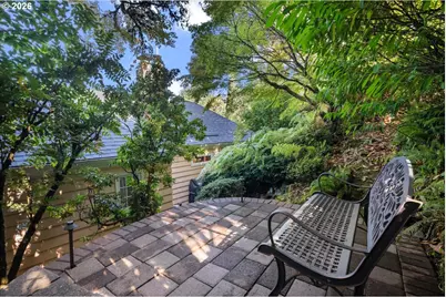 571 NW Alpine Ter, Portland, OR 97210 - Photo 36