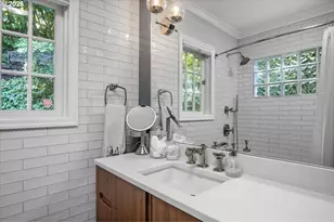 571 NW Alpine Terrace, Portland, OR 97210 - Photo 20