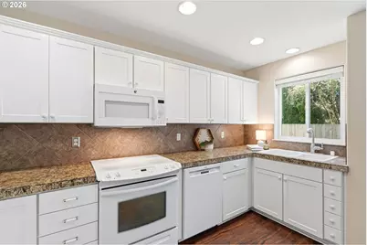 103 Rainbow Way #2, Kelso, WA 98626 - Photo 16