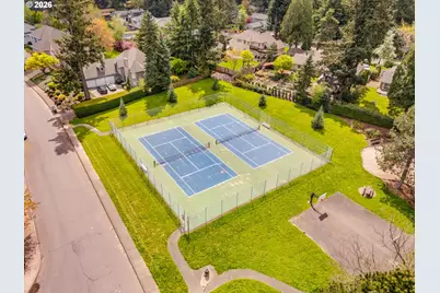 1331 Troon Dr, West Linn, OR 97068 - Photo 48