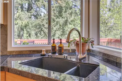 1331 Troon Dr, West Linn, OR 97068 - Photo 6