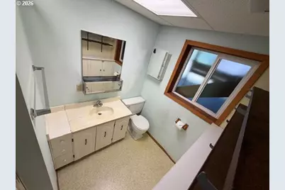 8808 NE 82nd St, Vancouver, WA 98662 - Photo 10