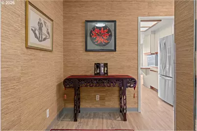 2323 SW Park Pl #706, Portland, OR 97205 - Photo 12