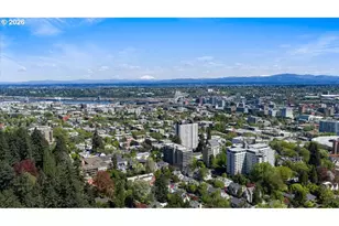 2323 SW Park Pl, Portland, OR 97205 - Photo 6