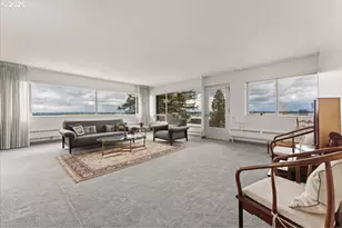 2323 SW Park Pl, Portland, OR 97205 - Photo 14