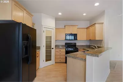 1184 SE Alika Ave, Hillsboro, OR 97123 - Photo 10