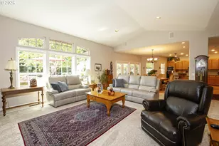 90150 Shore Ln, Eugene, OR 97402 - Photo 14