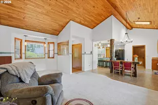 1050 NW Jackson St, Hillsboro, OR 97124 - Photo 4