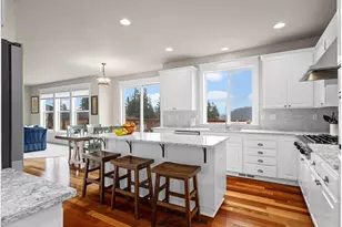 10884 SE Lenore St, Happy Valley, OR 97086 - Photo 8