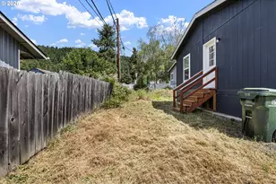 408 Whipple Ave, Drain, OR 97435 - Photo 28