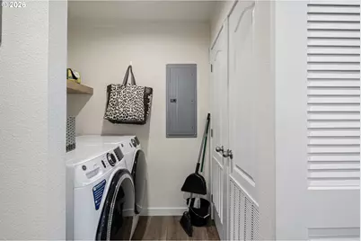 408 Whipple Ave, Drain, OR 97435 - Photo 24