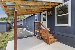 408 Whipple Ave, Drain, OR 97435 - Photo 2