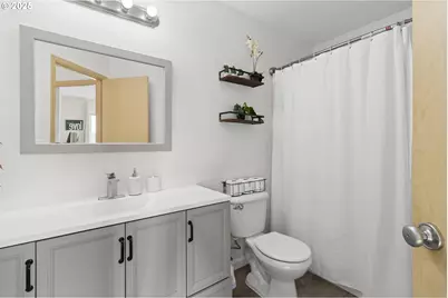 162 Fenton Ave #c, Molalla, OR 97038 - Photo 30