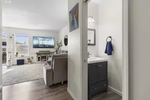 162 Fenton Ave, Molalla, OR 97038 - Photo 8