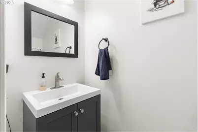 162 Fenton Ave #c, Molalla, OR 97038 - Photo 8