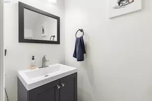 162 Fenton Ave, Molalla, OR 97038 - Photo 8