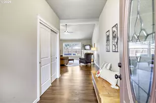 2141 Thomas Way, Hubbard, OR 97032 - Photo 2