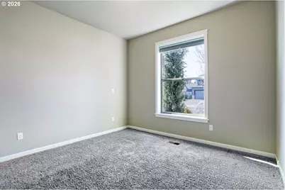 2141 Thomas Way, Hubbard, OR 97032 - Photo 12