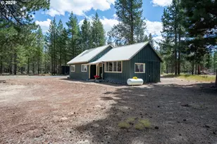 652 Chapman St, Gilchrist, OR 97737 - Photo 2