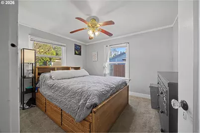 7808 SE Roots Rd, Milwaukie, OR 97267 - Photo 2