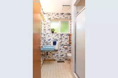 545 Hughes St, Eugene, OR 97402 - Photo 22