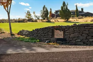 10219 NE Vineyard Way, Terrebonne, OR 97760 - Photo 4