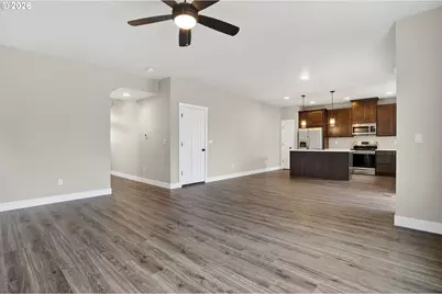 1057 NE Regan Hill Loop, Estacada, OR 97023 - Photo 12