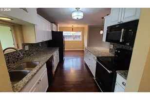 1022 K St, Washougal, WA 98671 - Photo 4