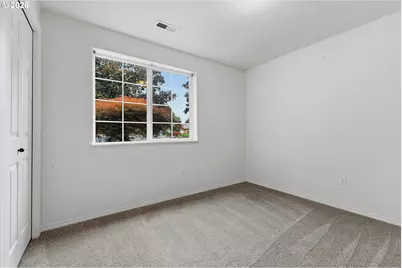 1302 SW Darci Dr, McMinnville, OR 97128 - Photo 12