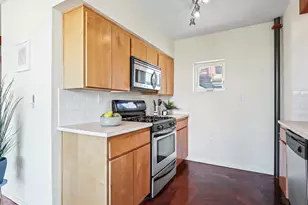 2021 SE Clinton St, Portland, OR 97202 - Photo 10