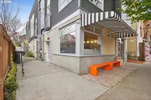 2021 SE Clinton St, Portland, OR 97202 - Photo 2