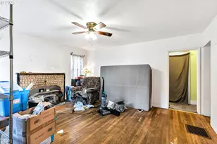 12107 SE Carlton St, Portland, OR 97266 - Photo 6