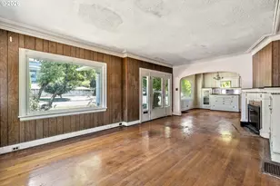 8906 N Willamette Blvd, Portland, OR 97203 - Photo 6