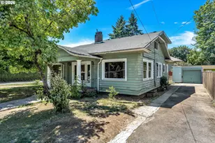 8906 N Willamette Blvd, Portland, OR 97203 - Photo 2