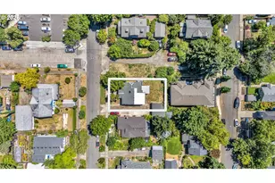 8906 N Willamette Blvd, Portland, OR 97203 - Photo 48
