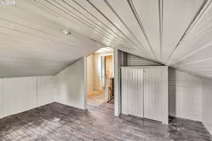 8906 N Willamette Blvd, Portland, OR 97203 - Photo 22