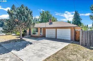 1204 Filbert St, Forest Grove, OR 97116 - Photo 2