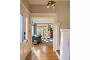 3453 NE Irving St, Portland, OR 97232 - Photo 10