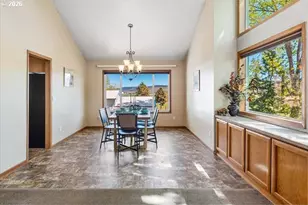 1176 NE Barnes Rd, Prineville, OR 97754 - Photo 12
