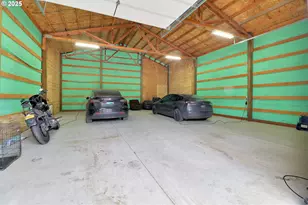 93215 Long Tom Dr, Cheshire, OR 97419 - Photo 32