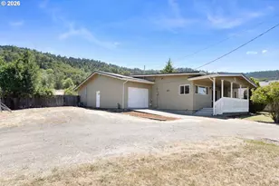 1402 Lookingglass Rd, Roseburg, OR 97471 - Photo 34