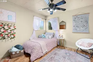 1402 Lookingglass Rd, Roseburg, OR 97471 - Photo 14