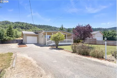 1402 Lookingglass Rd, Roseburg, OR 97471 - Photo 36