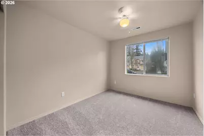 38549 Cascadia Village Dr, Sandy, OR 97055 - Photo 16