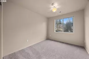 38549 Cascadia Village Dr, Sandy, OR 97055 - Photo 16