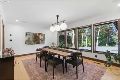 6200 SW Round Hill Way, Portland, OR 97221 - Photo 6