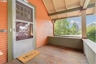 2114 SE 31st Ave, Portland, OR 97214 - Photo 2